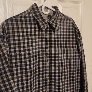 WRANGLER HERO LONG SLEEVE BUTTON DOWN